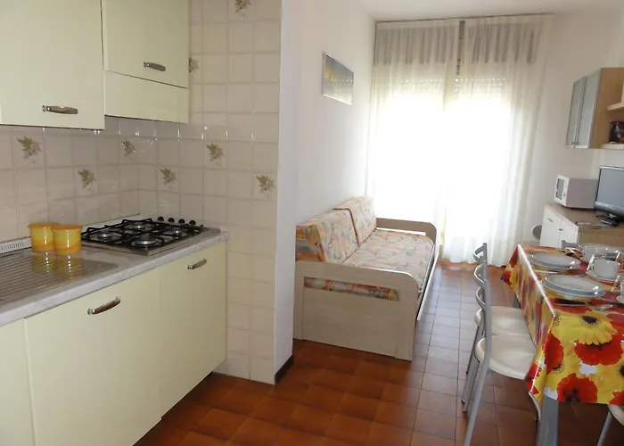 Flat With Terrace Διαμέρισμα *